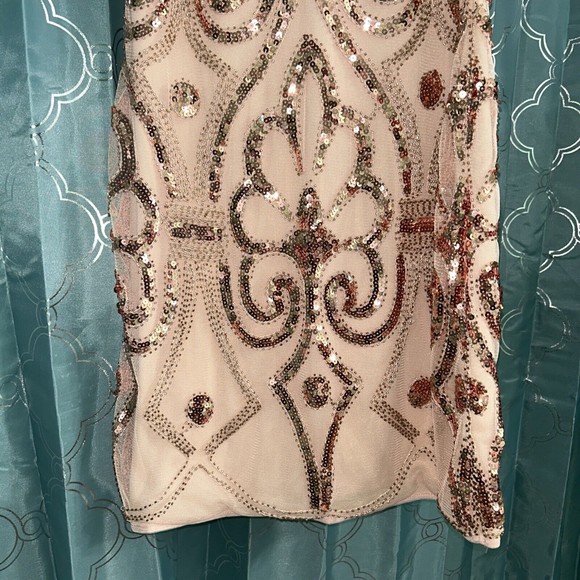 Vvm Curve Formal Dress. Size Medium.  Rose Gold. Sheer Top.  NWT. Has Stretch - Picture 3 of 14